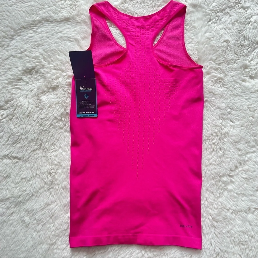 Nike Pro Hypercool Fuchsia Tank